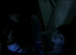 Toshio sorprende a Mizuho.