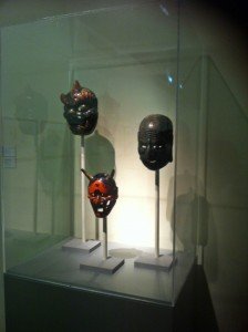 Las máscaras causaron gran impresión entre los asistentes.