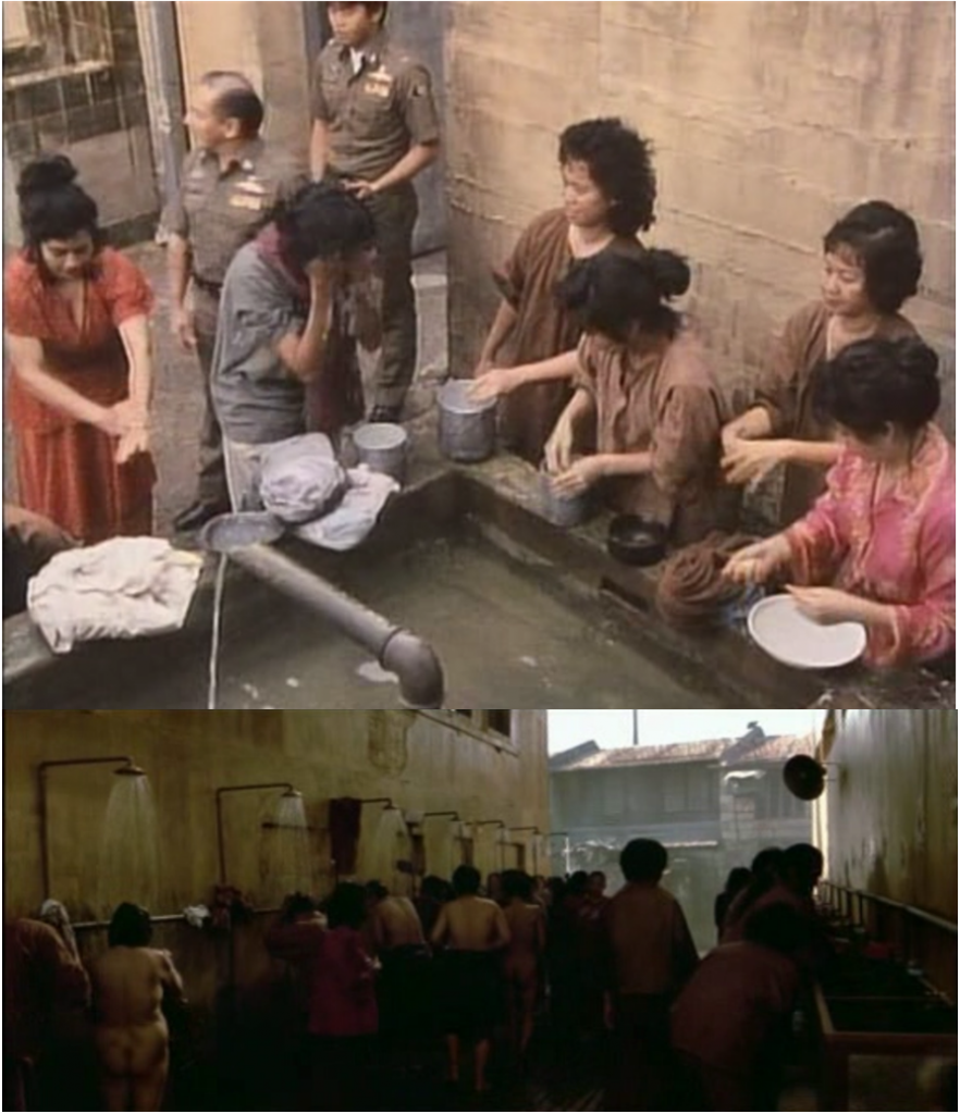 Las duchas en Bangkok Hilton (arriba) y en Sueños Rotos (abajo).