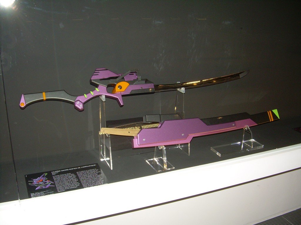 Katana del EVA-01. 