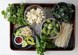 Ingredientes que enriquecieron el pho del norte. Food52 